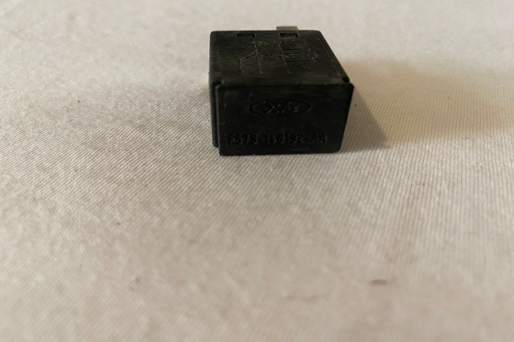 Releu F57B14B192AA / F57B14B192AAE / F57B14B192AA 