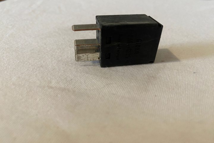 Releu F57B14B192AA / F57B14B192AAE / F57
