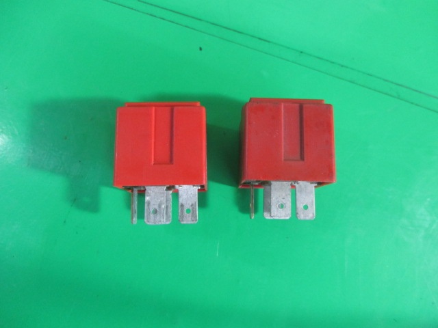 RELEU / MODUL COD 24438887 OPEL VECTRA C FAB. 2002 – 2009 ⭐⭐⭐⭐⭐