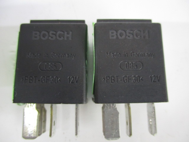 RELEU / MODUL COD 7M0951253C / 033220110