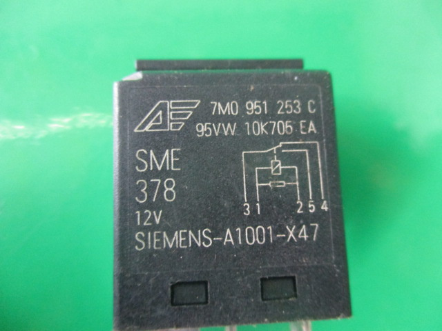 RELEU / MODUL COD 7M0951253C / 95VW10K70