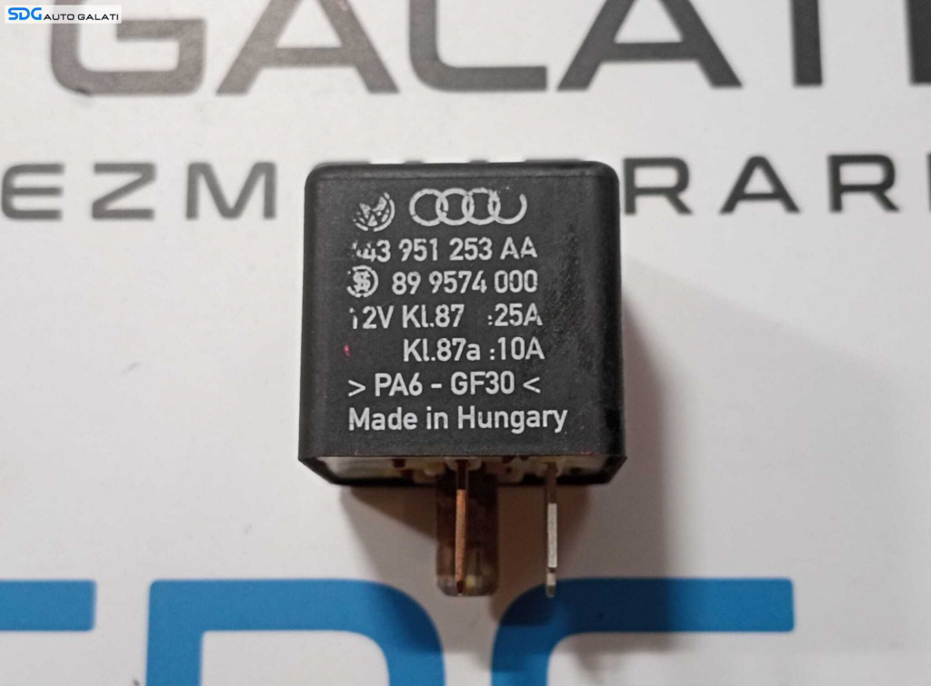 Releu Modul Comanda Pompa Combustibil Audi A4 B5 1.9 2.5 TDI 1997 - 2001 Cod 443951253AA 899574000 [M7747]