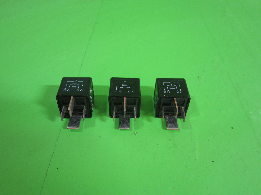 RELEU / MODUL MAZDA CX-7 4x4 FAB. 2006 -