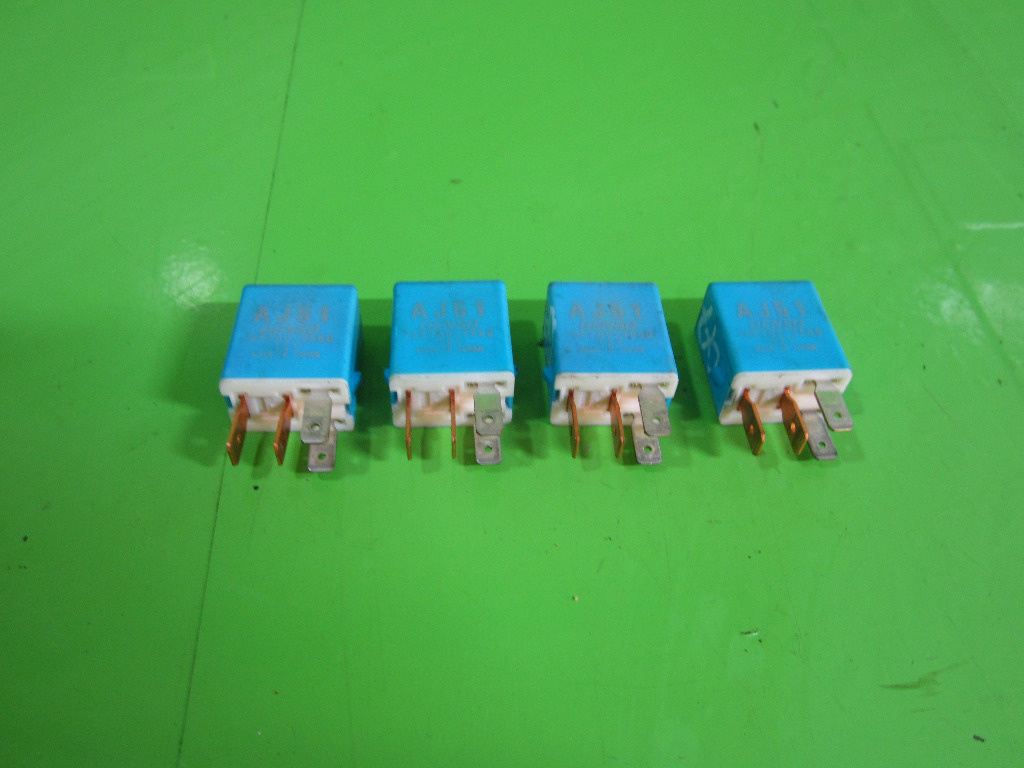 RELEU / MODUL MAZDA CX-7 4x4 FAB. 2006 -