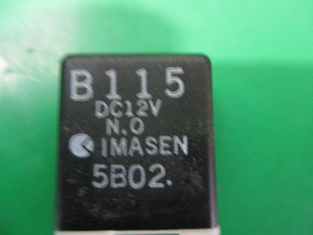RELEU / MODUL ( NEGRU ) COD B115 MAZDA 6