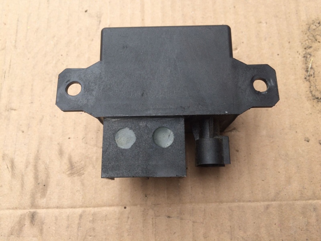 RELEU REGLARE BATERIE MERCEDES E CLASS W 211 COD A0025425419