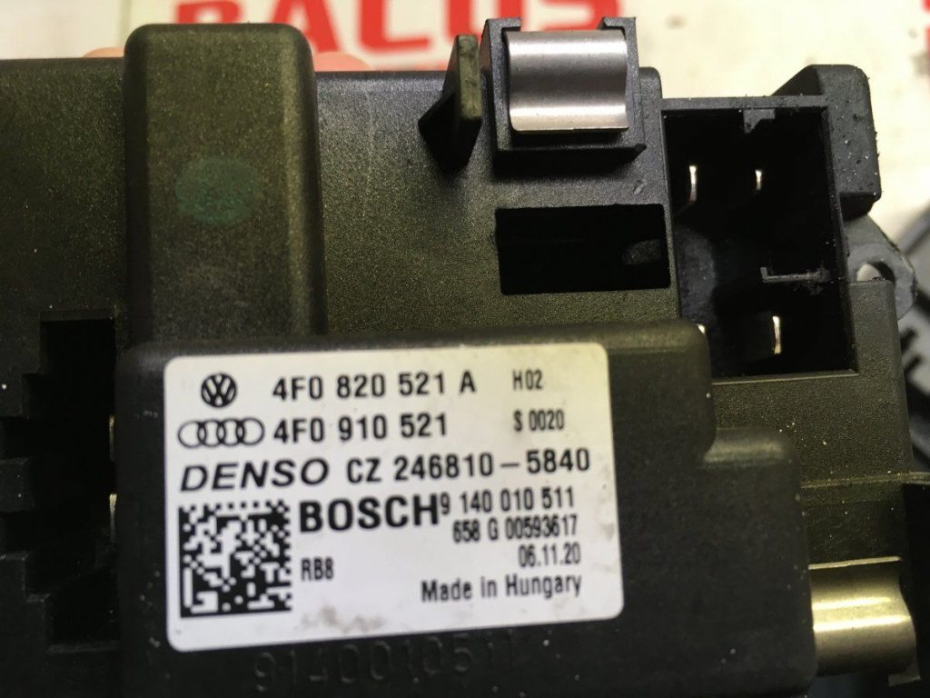 Releu ventilator Audi A6 cod: 4f0910521