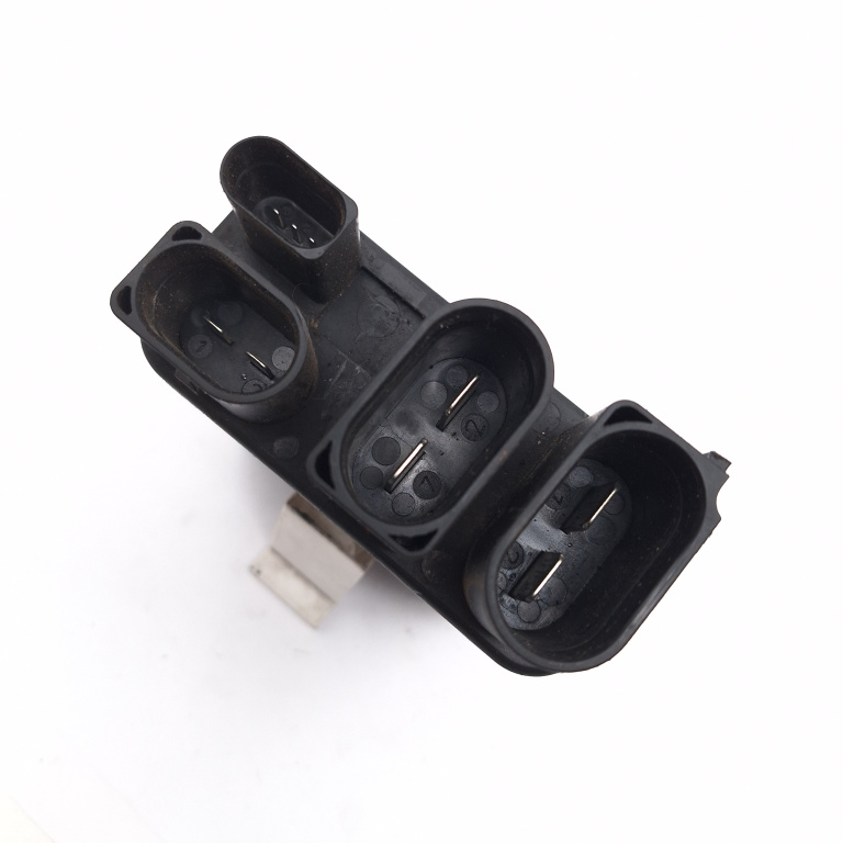 Releu VW TRANSPORTER Mk 5 / T5 / Caravel