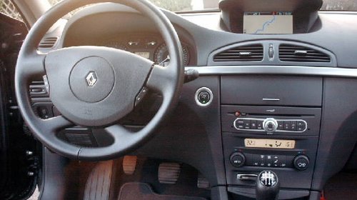 Renault cd navigatie harti