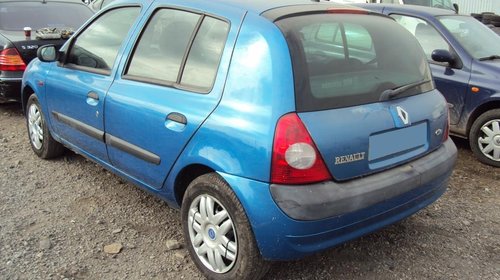 Renault Clio Hatchback - 2002 - 1.4i - 70kw