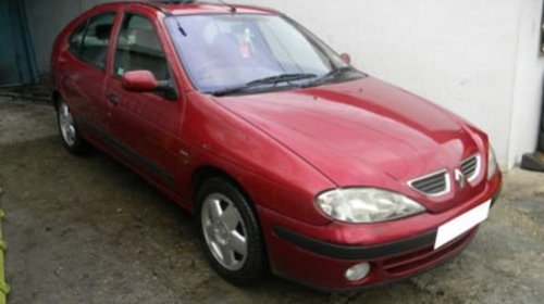 Renault Megane, 1.4 Benzina, an 1999