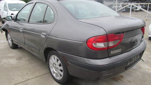 Renault Megane din 2002