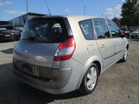 Renault scenic 2 din 2005 motor 2.0 benzina automata.