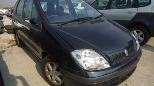 Renault Scenic din 1999-2002, 1.6 b