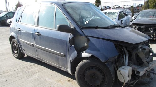 Renault Scenic din 2004