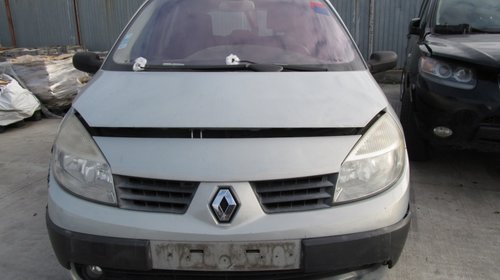Renault Scenic din 2004