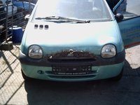 Renault Twingo din 1998, 1.2 b