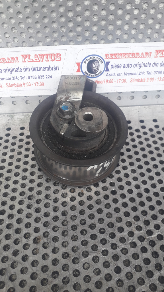 Rola intinzator Audi A4 1.9 131cp an 2003 cod T43019