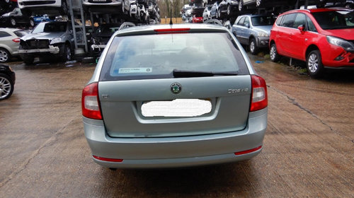 Rulou polita portbagaj Skoda Octavia 2 2010 B