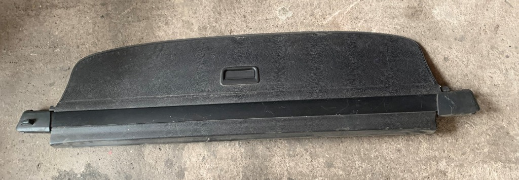 Rulou portbagaj VW Passat 3C9867871 3C9 867 871