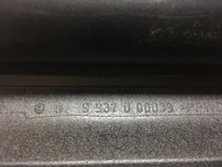 Rulou portbagaj VW Passat B6 Combi cod: 9937000039
