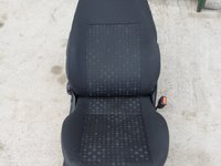 Scaun dreapta opel agila 2006