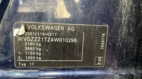 Scaun fata dreapta Volkswagen Touran [2003 - 2006] Volkswagen Touran [2003 - 2006] Volkswagen VW Touran [2003 - 2006] Minivan 1.9 TDI MT (100 hp) MOTOR AVQ 1.9 TDI 74KW 6 TREPTE COD CUTIE FYG CULOARE ALBASTRA