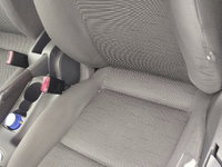 Scaun stanga fata Golf 5 1K1 Hatchback cu defecte estetice