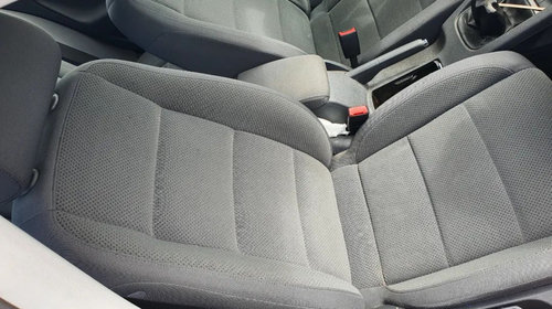 Scaune, bancheta, interior VW Golf 5.