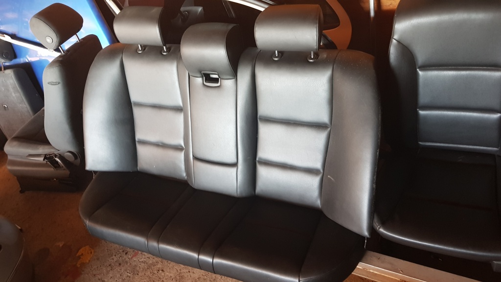 Scaune fata+bancheta spate piele cu lcd 