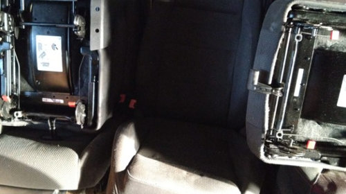 Scaune Nissan X-Trail T31 - Avem pe stoc scaune pentru diferite marci auto INFO in descriere