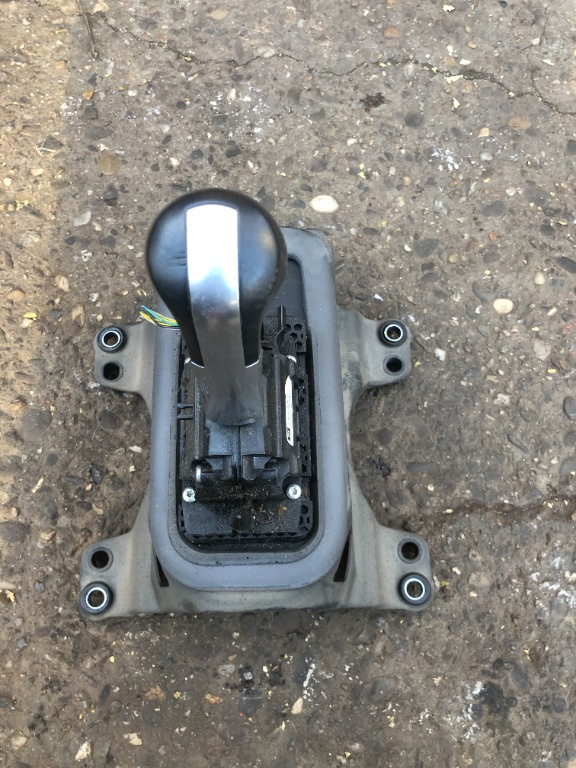 Schimbator viteze opel corsa d automat cod 13209263