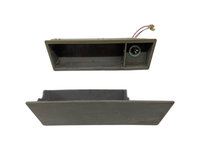 Scrumiera MERCEDES-BENZ SPRINTER 2-t Box (901, 902) [ 1995 - 2006 ], VOLKSWAGEN LT 40-55 I Platform/Chassis (293-909) [ 1975 - 1996 ] OEM A9018100030