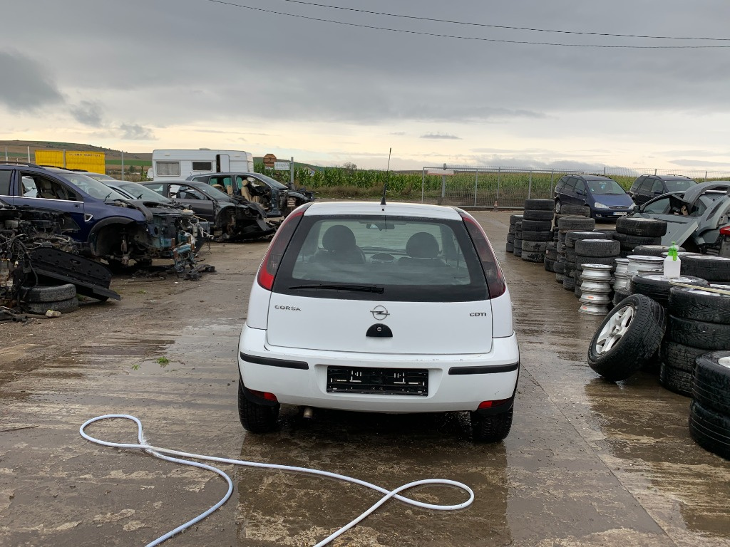 Scrumiera Opel Corsa C 2003 hatchback 1,