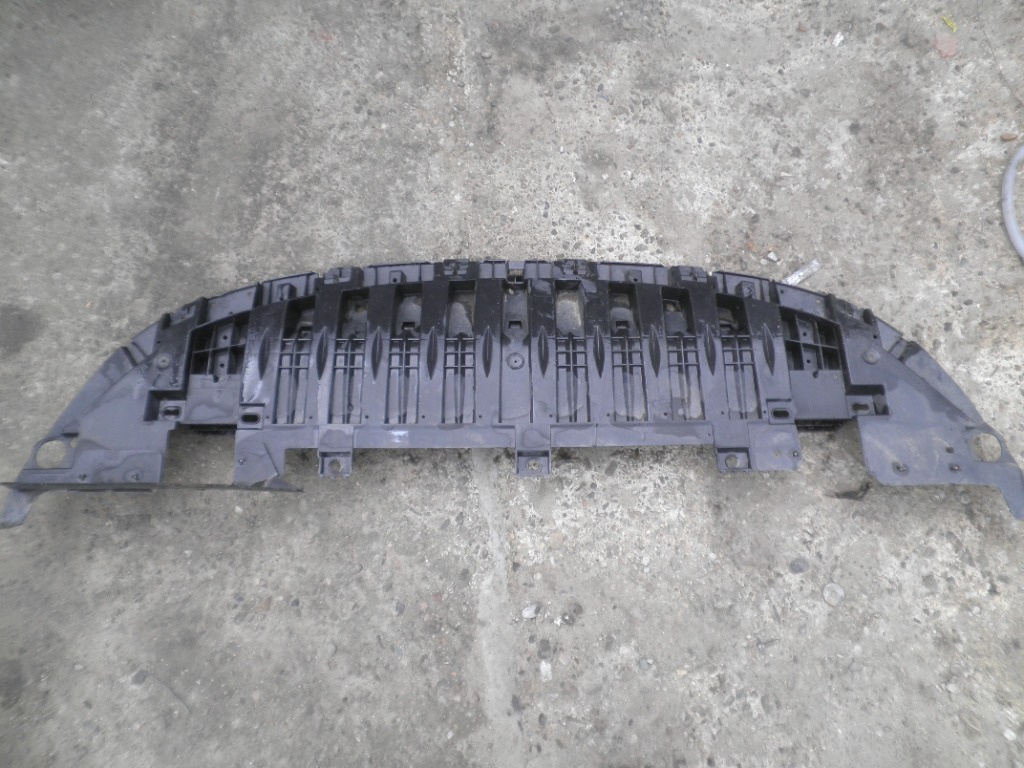 Scut bara fata Renault Megane 3 1.5 DCI 622350001R