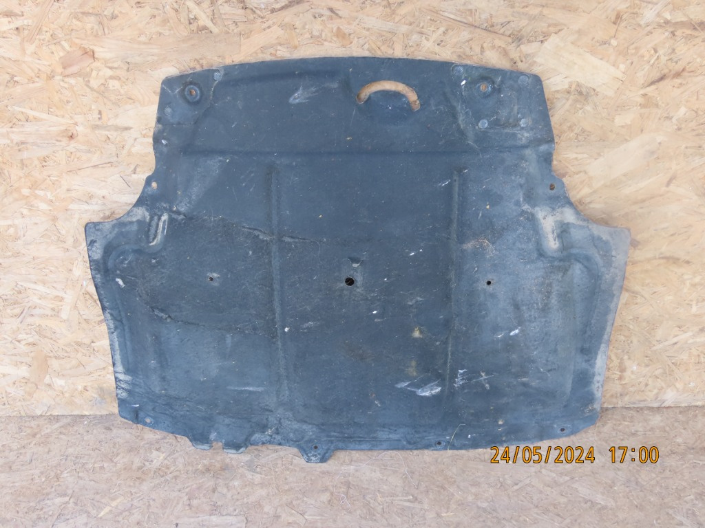 Scut inferior Ford C-Max cod ( GF40-R4ZQA )