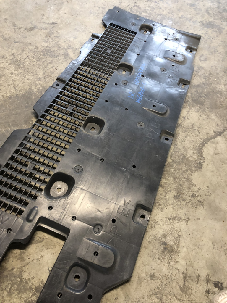 Scut lateral dreapta Renault Megane 4 Ha