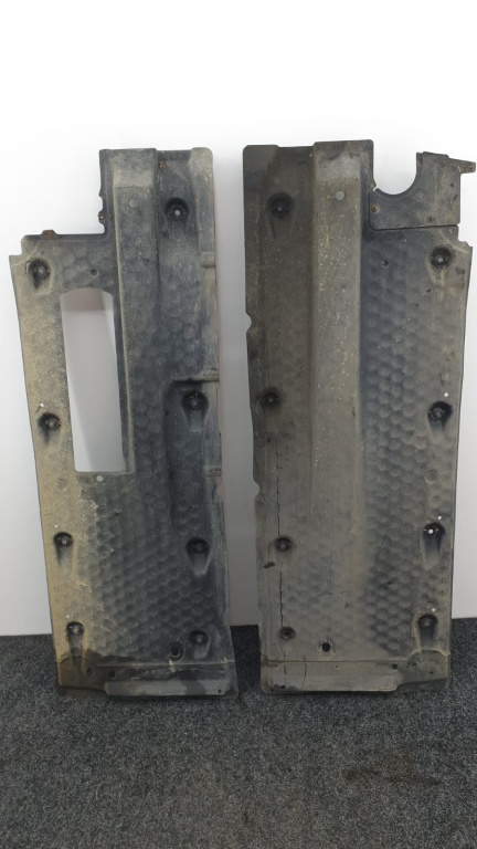 Scut lateral dreapta Seat LEON BKC 2006-