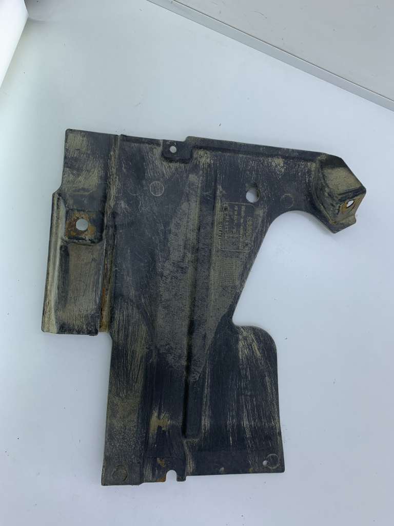 Scut lateral dreapta spate Audi A6 C6 ASB 2004-2009 4F0825208 DezP: 32045