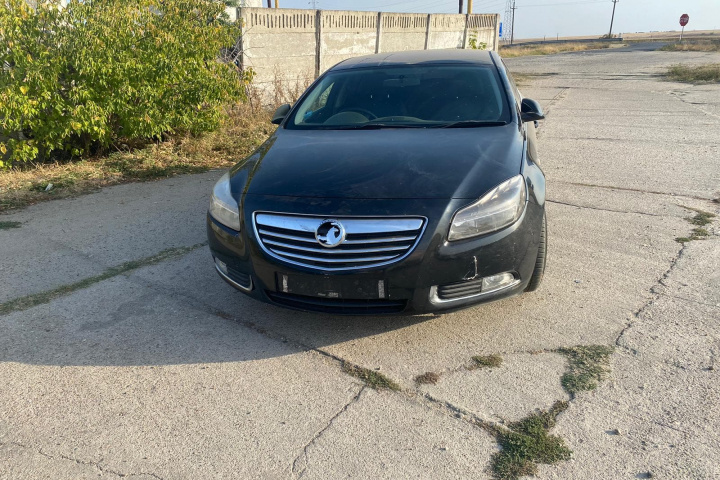 Scut longitudinal dreapta Opel Insignia A [2008 - 2014] Sedan 4-usi 2.0 CDTI ecoFLEX AT (130 hp)