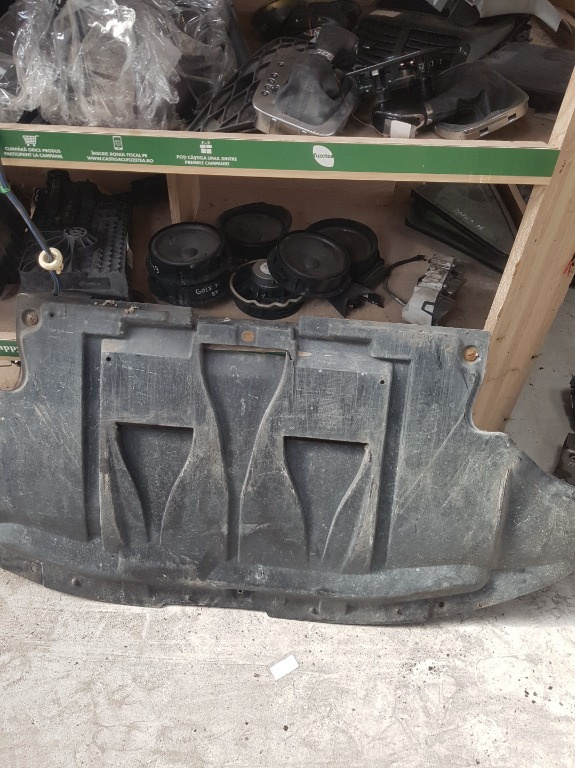 Scut motor Audi A4 B5 cod: 8d0805885c