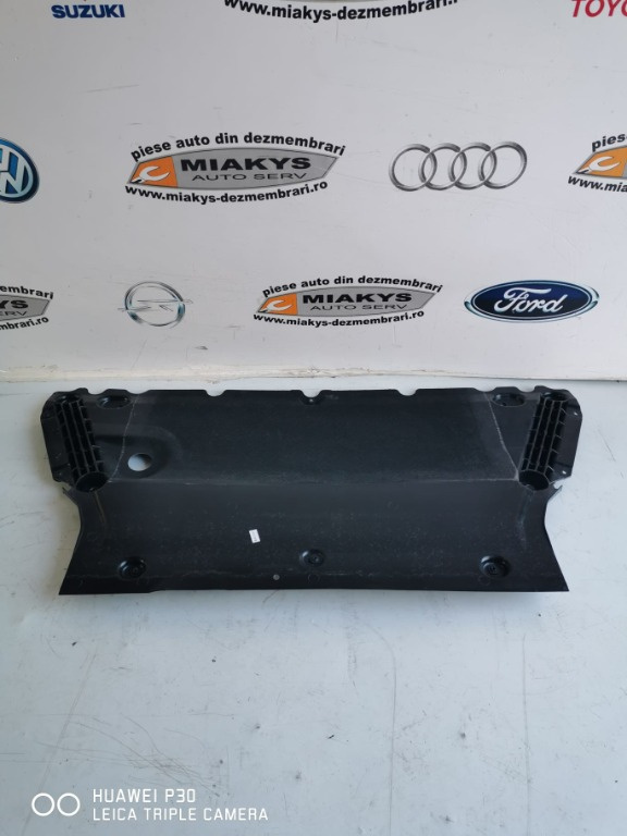 Scut Motor AUDI RS 4 ( B9 ) An 2016 - 20