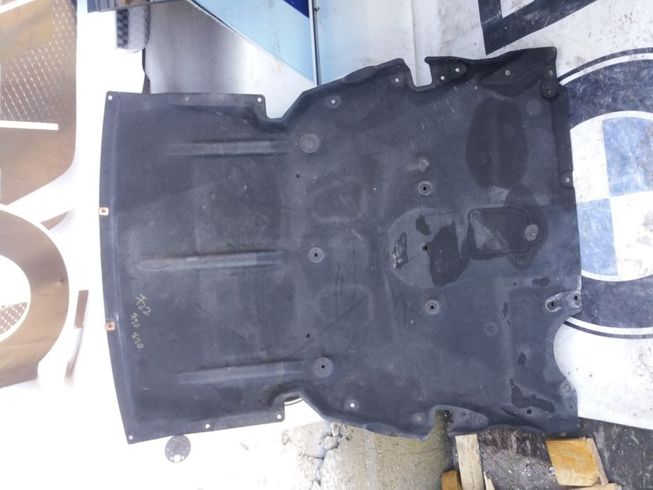 Scut motor m pachet standard bmw f20 f21 f22 f23 f30 f31 f32 f36