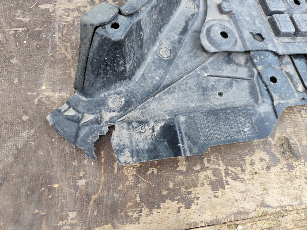 Scut motor Mercedes C class E class w214