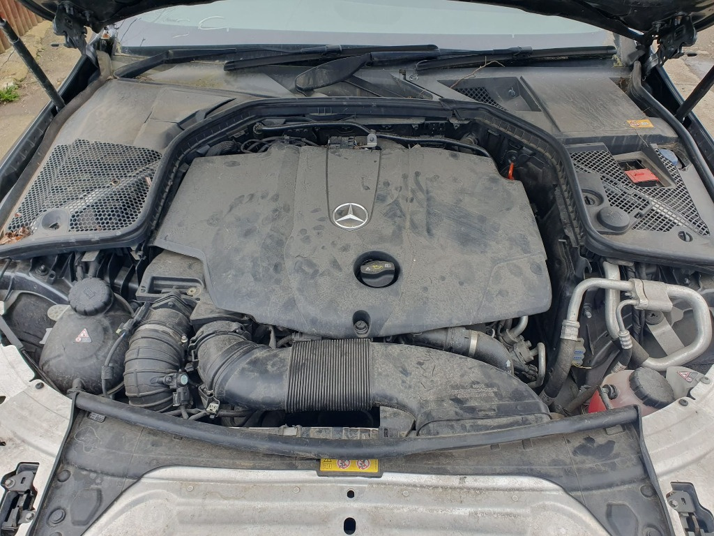 Scut motor plastic Mercedes C-Class A205