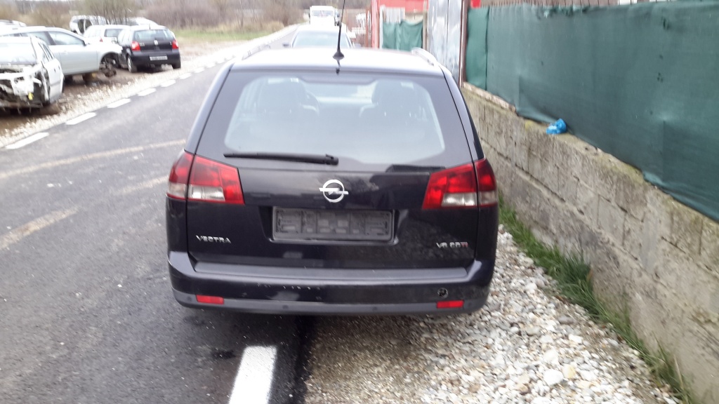 Scut motor plastic Opel Vectra C 2004 br