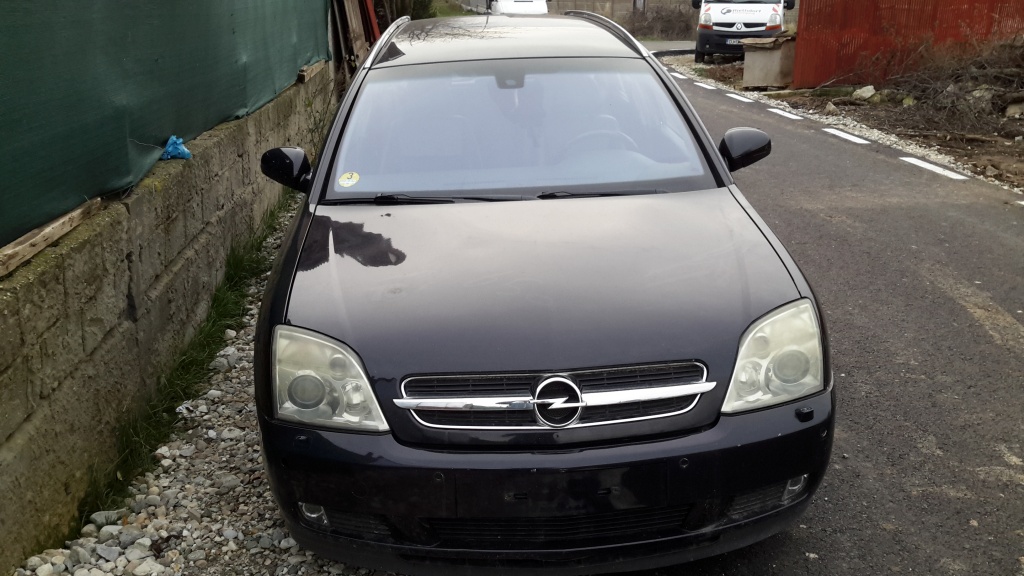 Scut motor plastic Opel Vectra C 2004 br