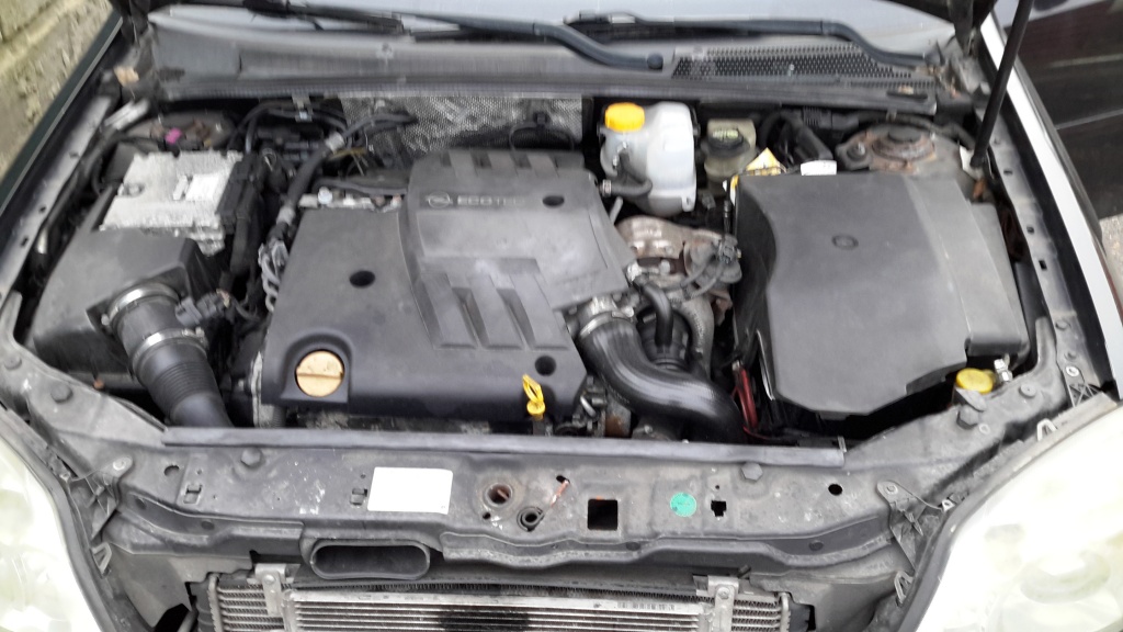 Scut motor plastic Opel Vectra C 2004 br