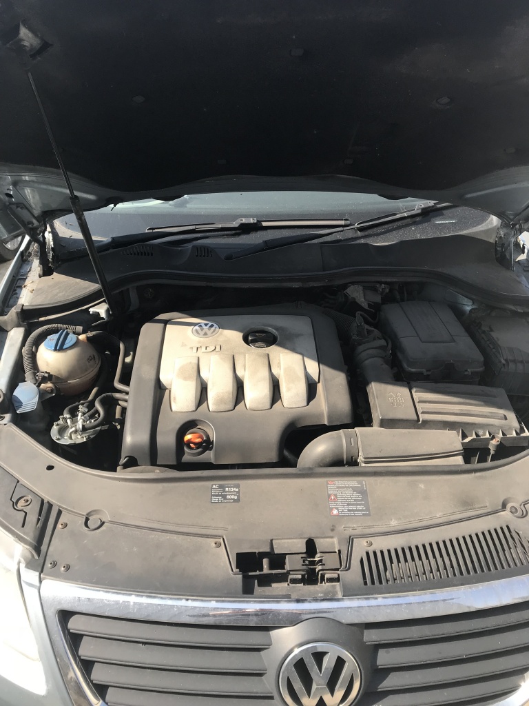 Scut motor plastic VW Passat B6 2006 COM