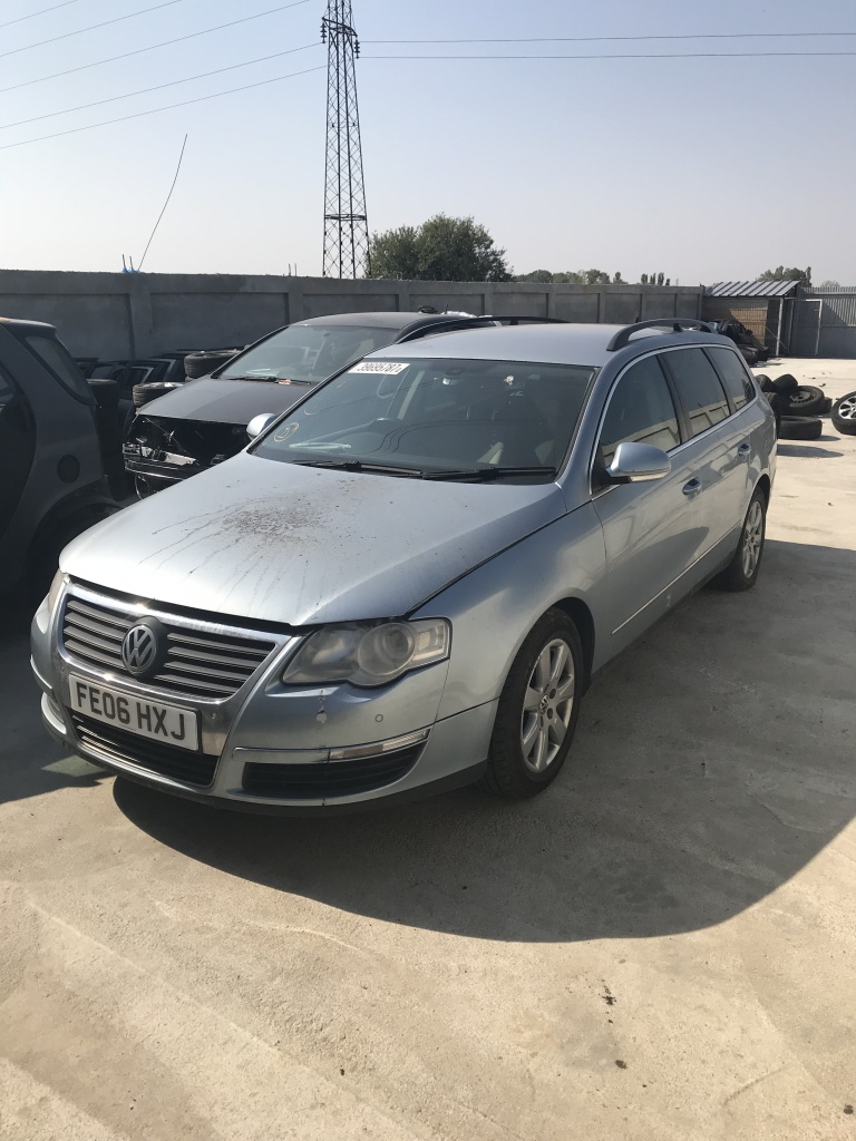 Scut motor plastic VW Passat B6 2006 COM